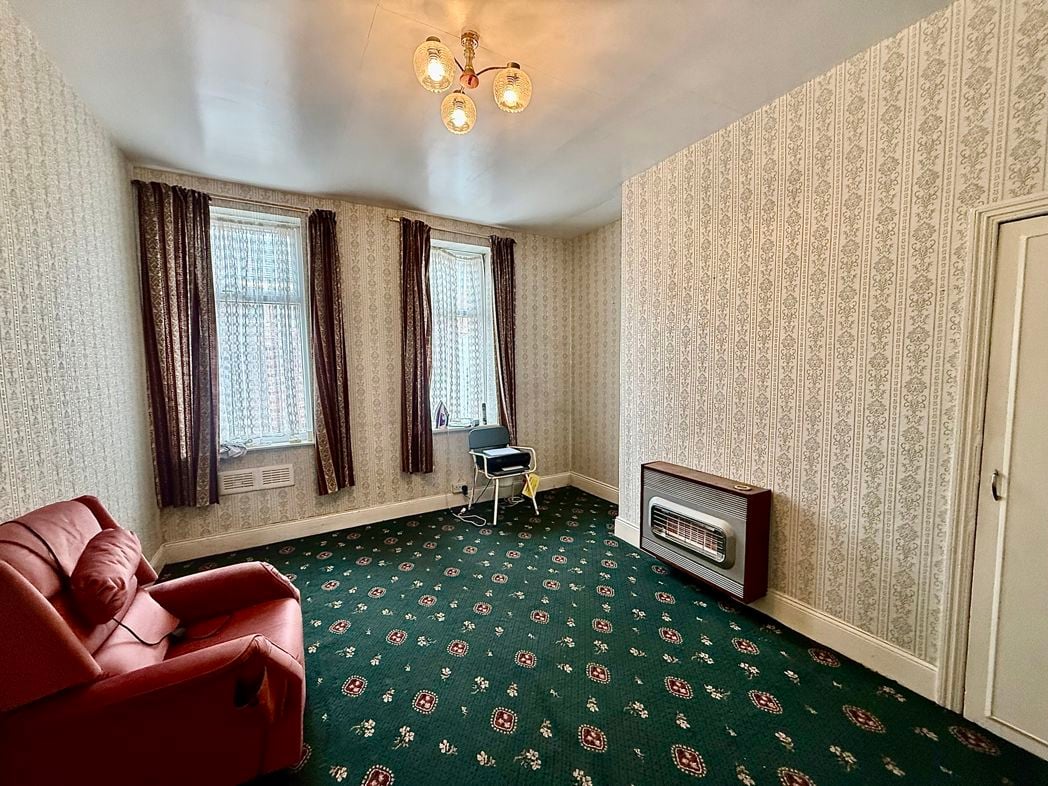 Property image 3 of 11