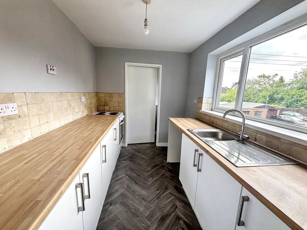 Property image 3 of 10