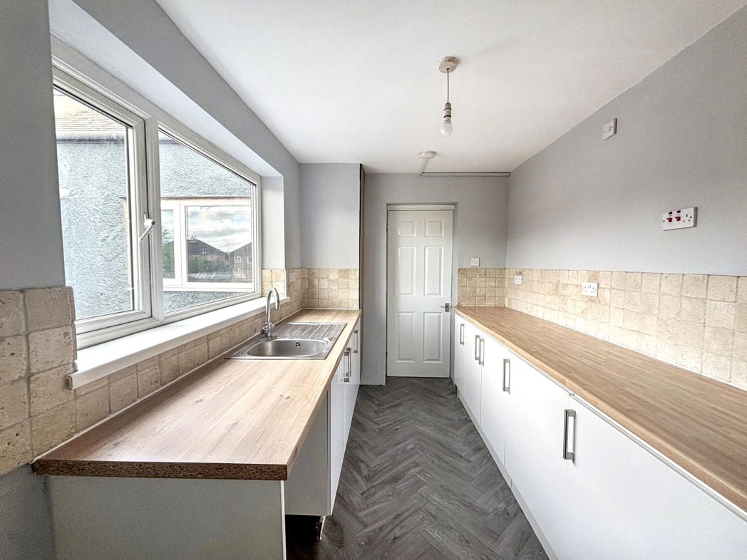 Property image 6 of 10