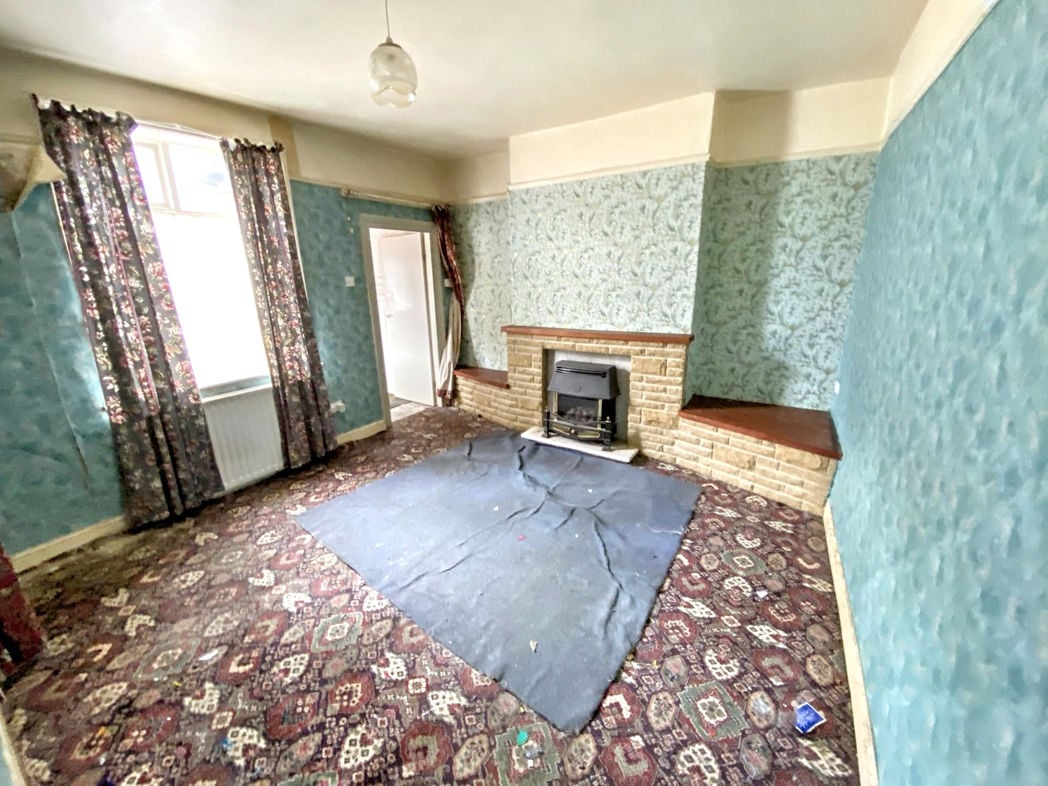 Property image 3 of 9