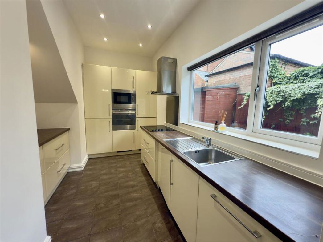 Property image 3 of 15