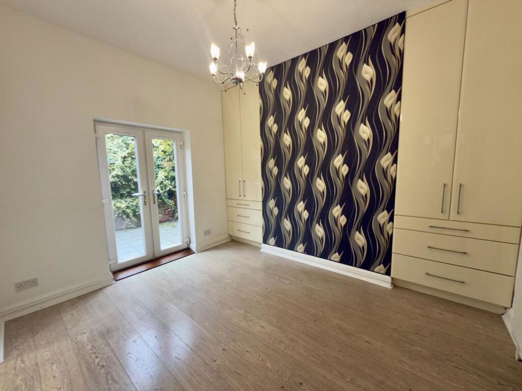 Property image 5 of 15