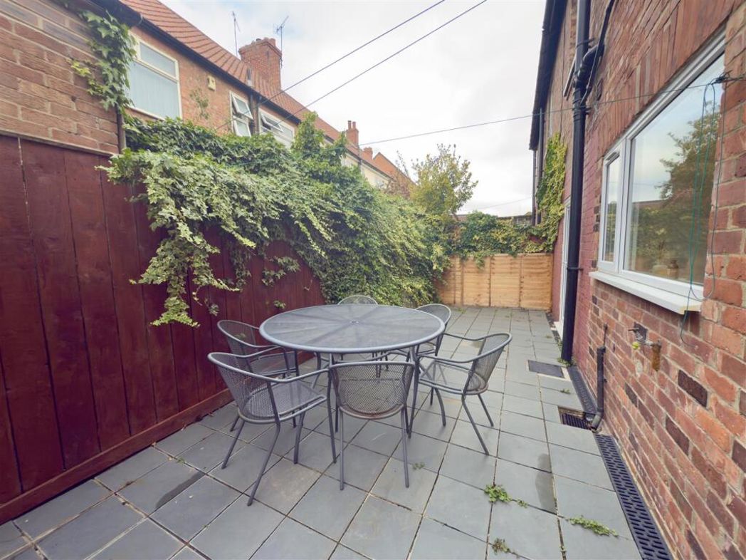 Property image 13 of 15