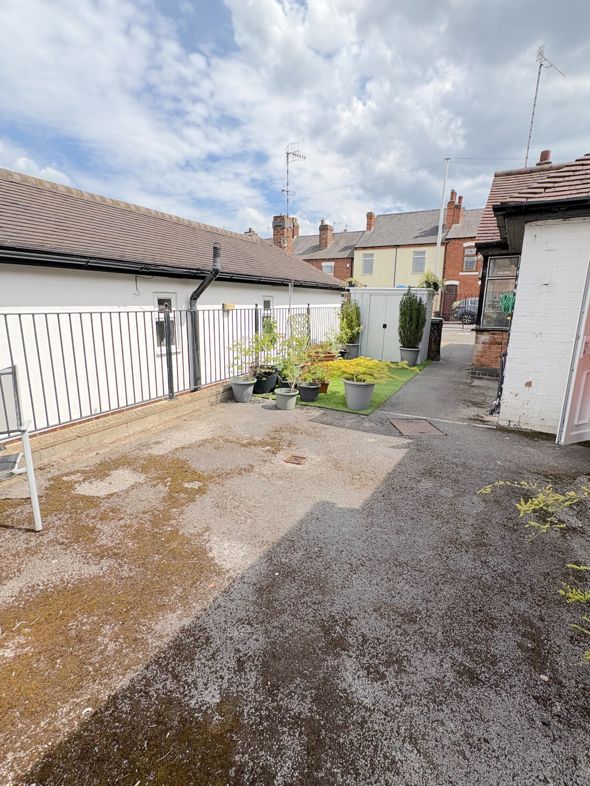 Property image 16 of 25