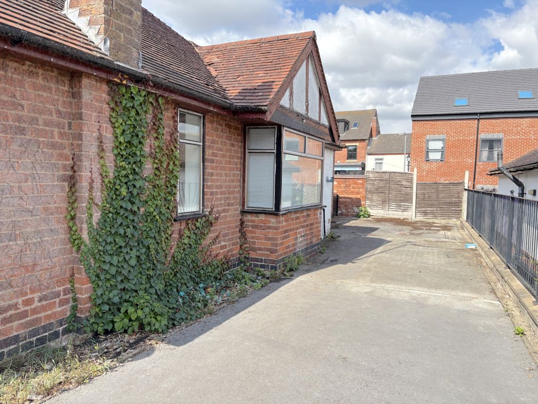 Property image 18 of 25