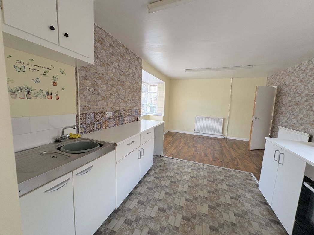 Property image 4 of 25