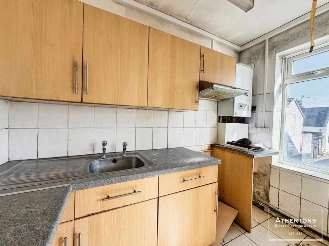 Property image 3 of 8