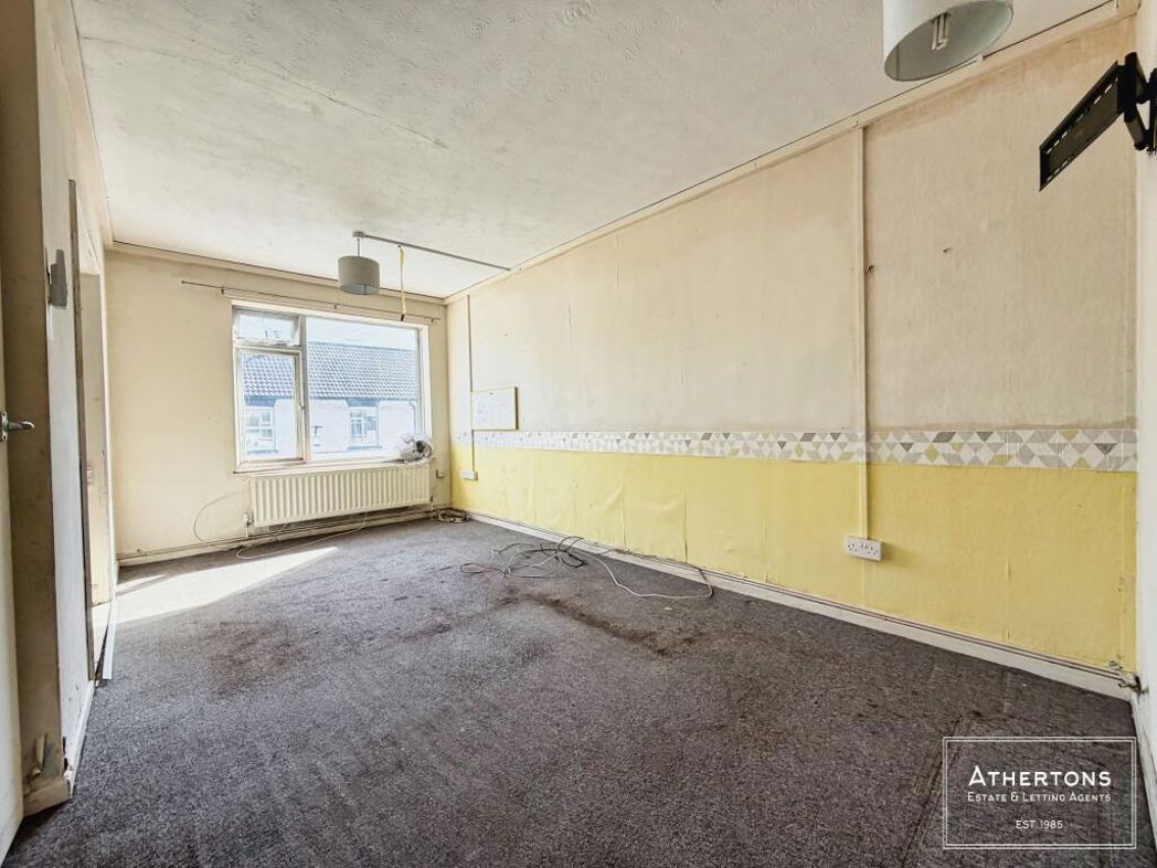 Property image 4 of 8