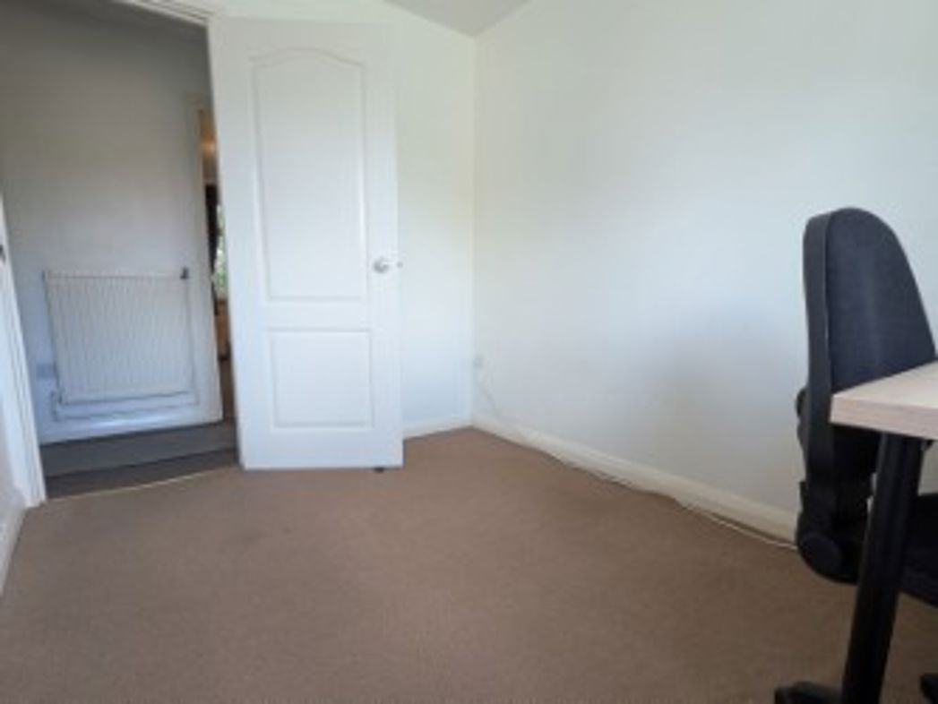 Property image 10 of 13