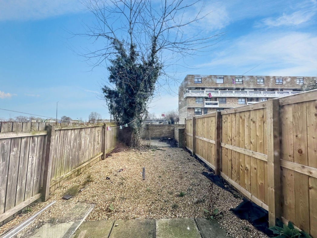 Property image 11 of 11