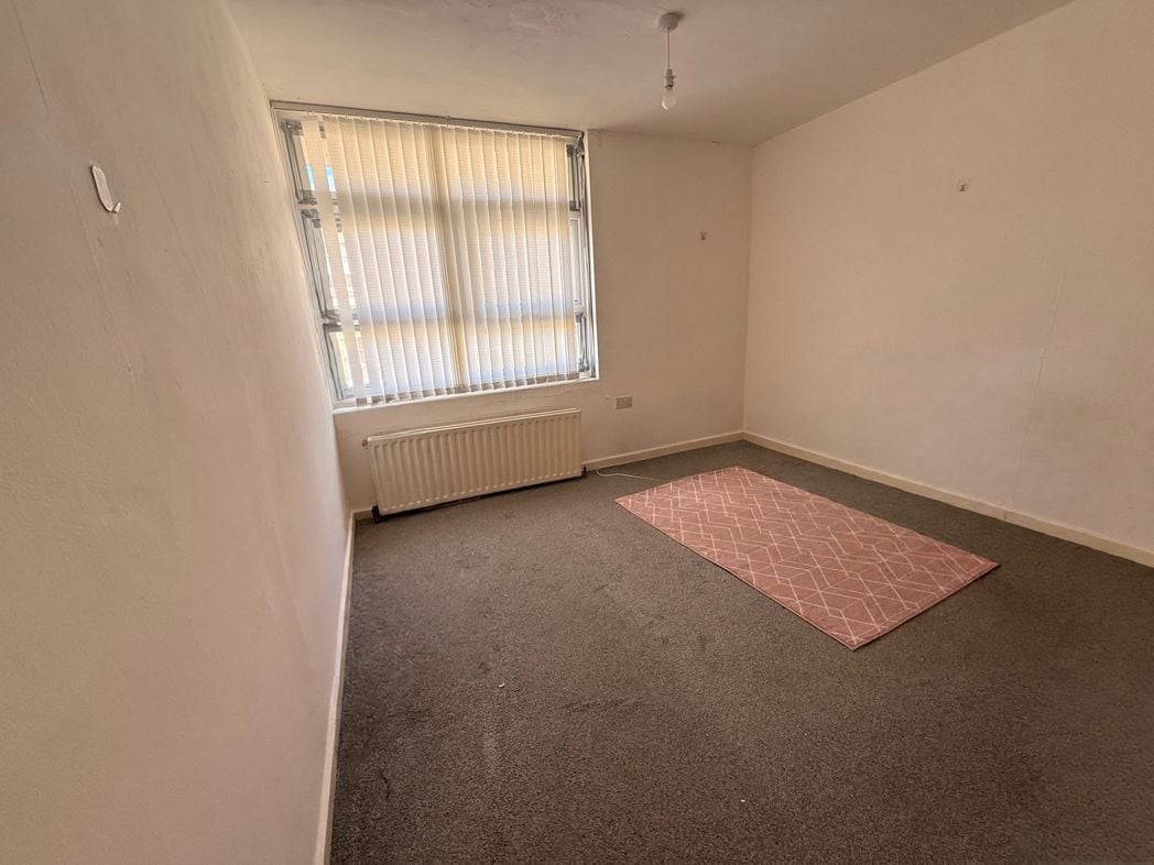 Property image 7 of 11