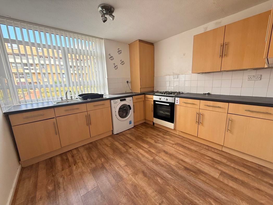 Property image 3 of 11