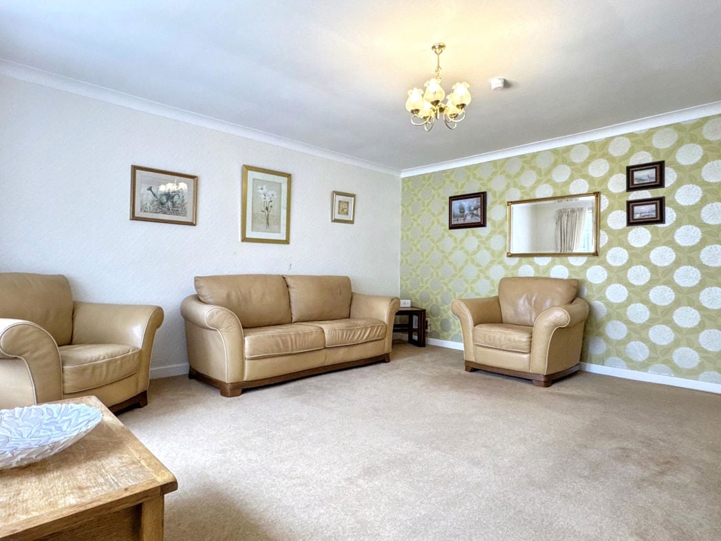 Property image 6 of 21