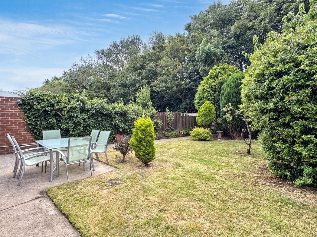 Property image 17 of 21