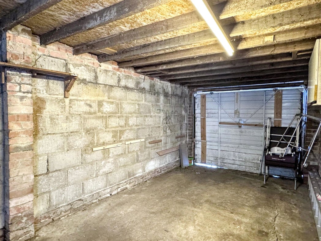 Property image 22 of 24