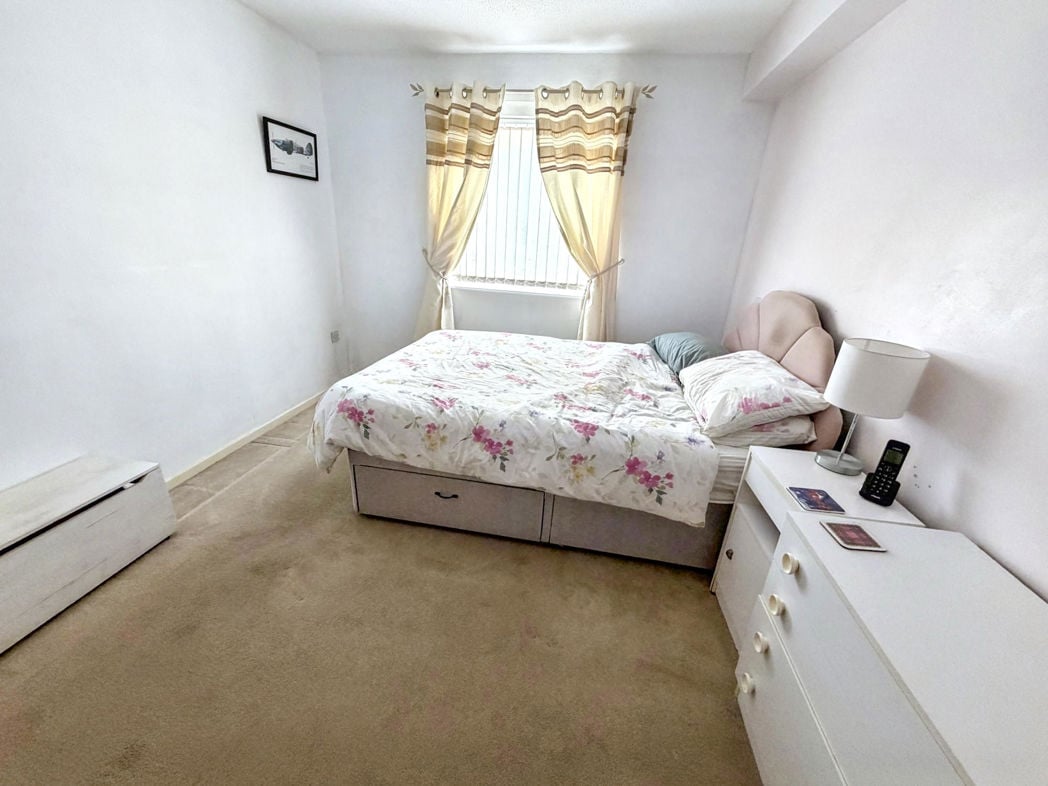 Property image 6 of 7