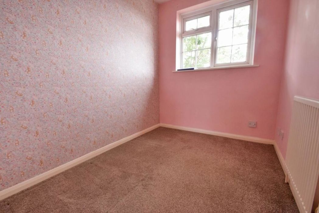 Property image 6 of 9
