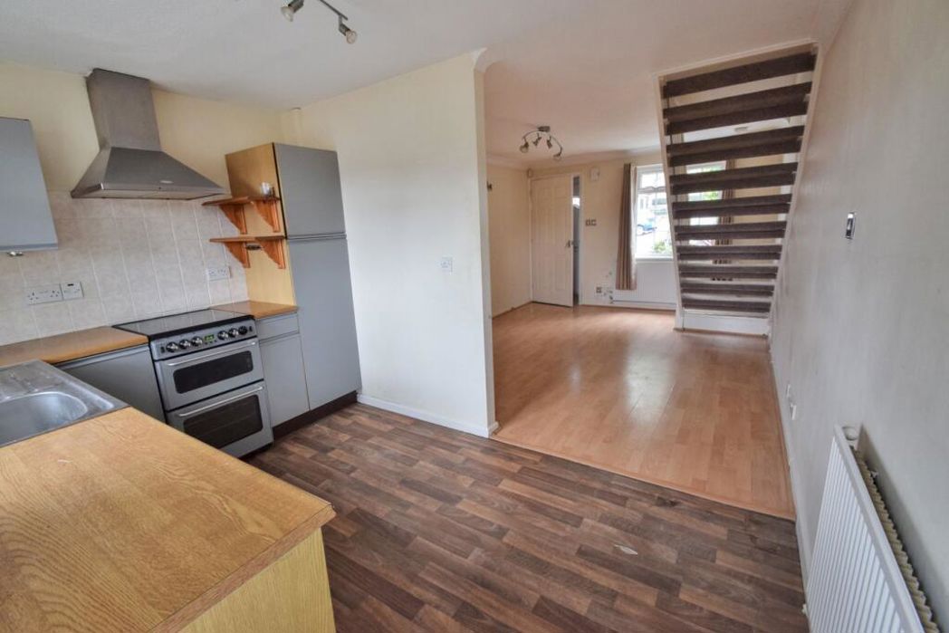 Property image 7 of 9