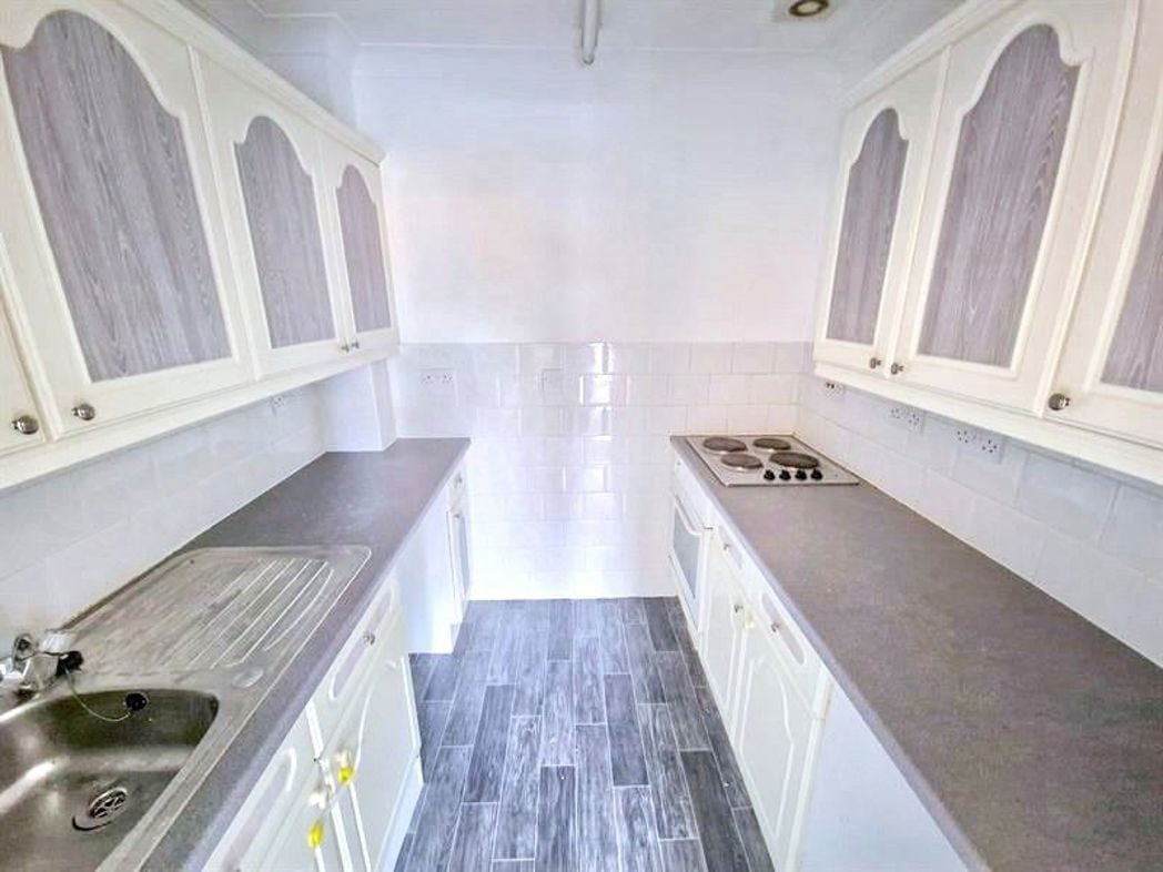 Property image 3 of 5