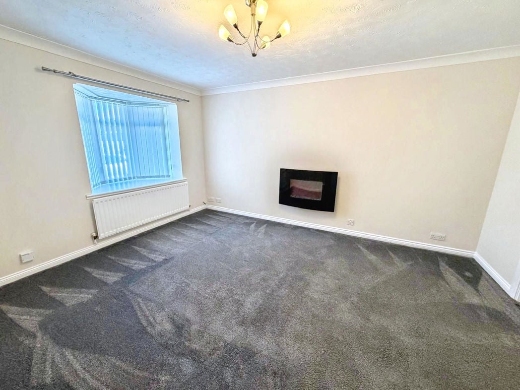 Property image 2 of 13