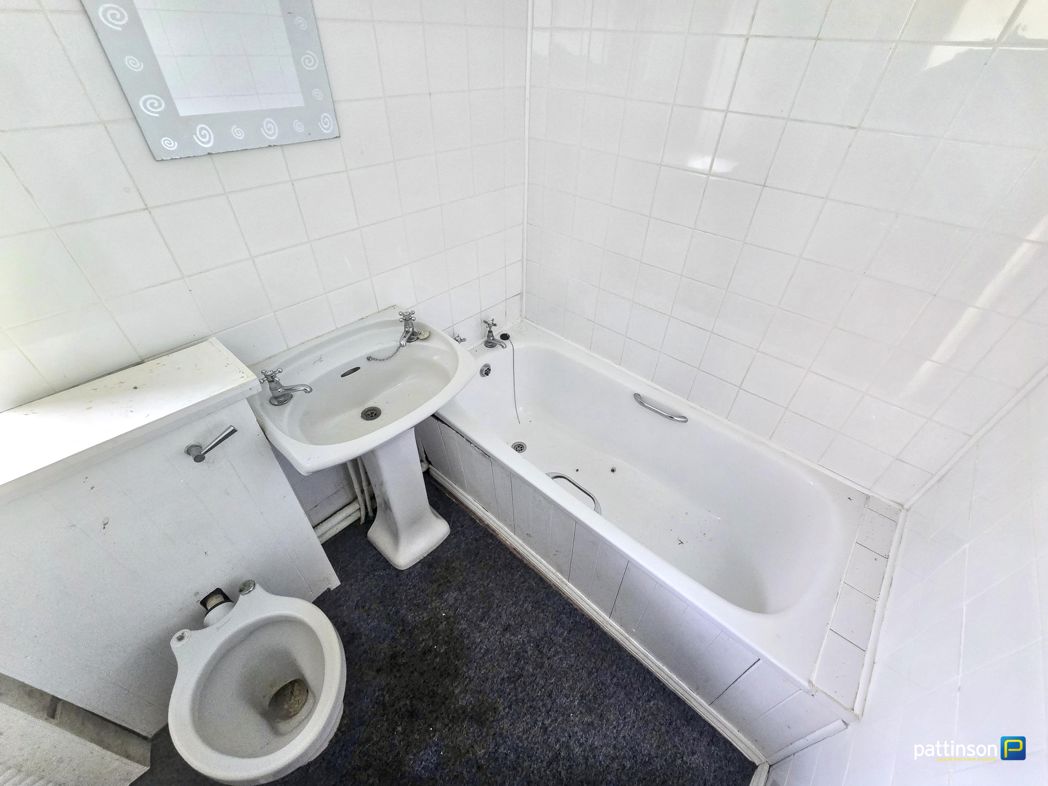 Property image 6 of 11