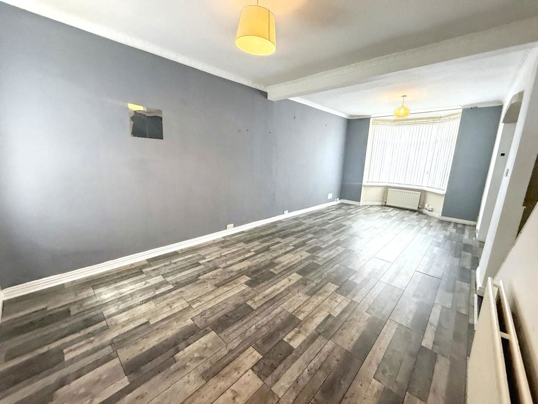Property image 4 of 8