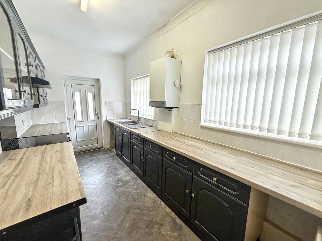 Property image 5 of 8