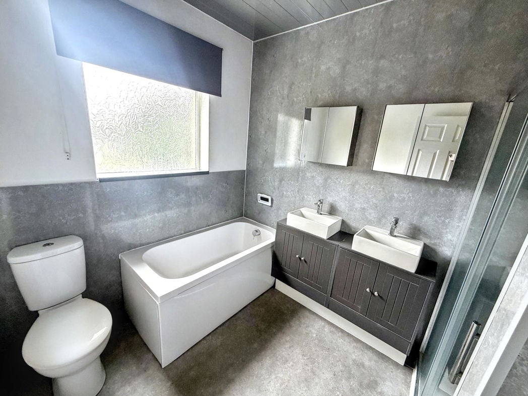 Property image 8 of 8