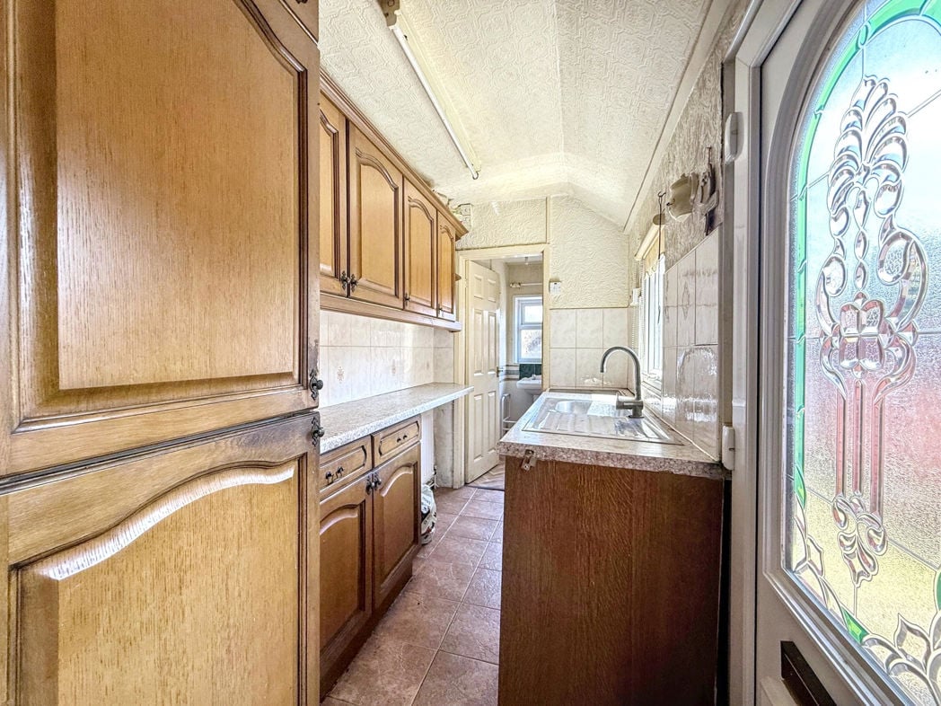 Property image 8 of 20