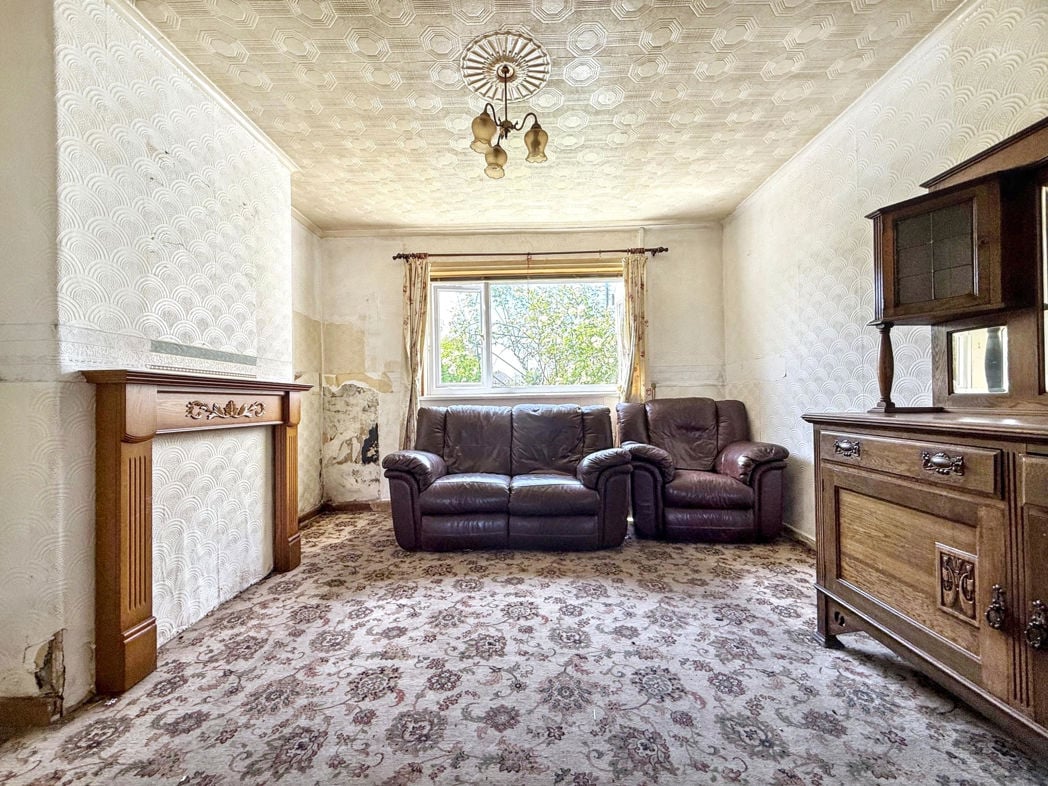 Property image 3 of 20