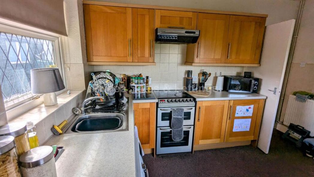 Property image 17 of 24