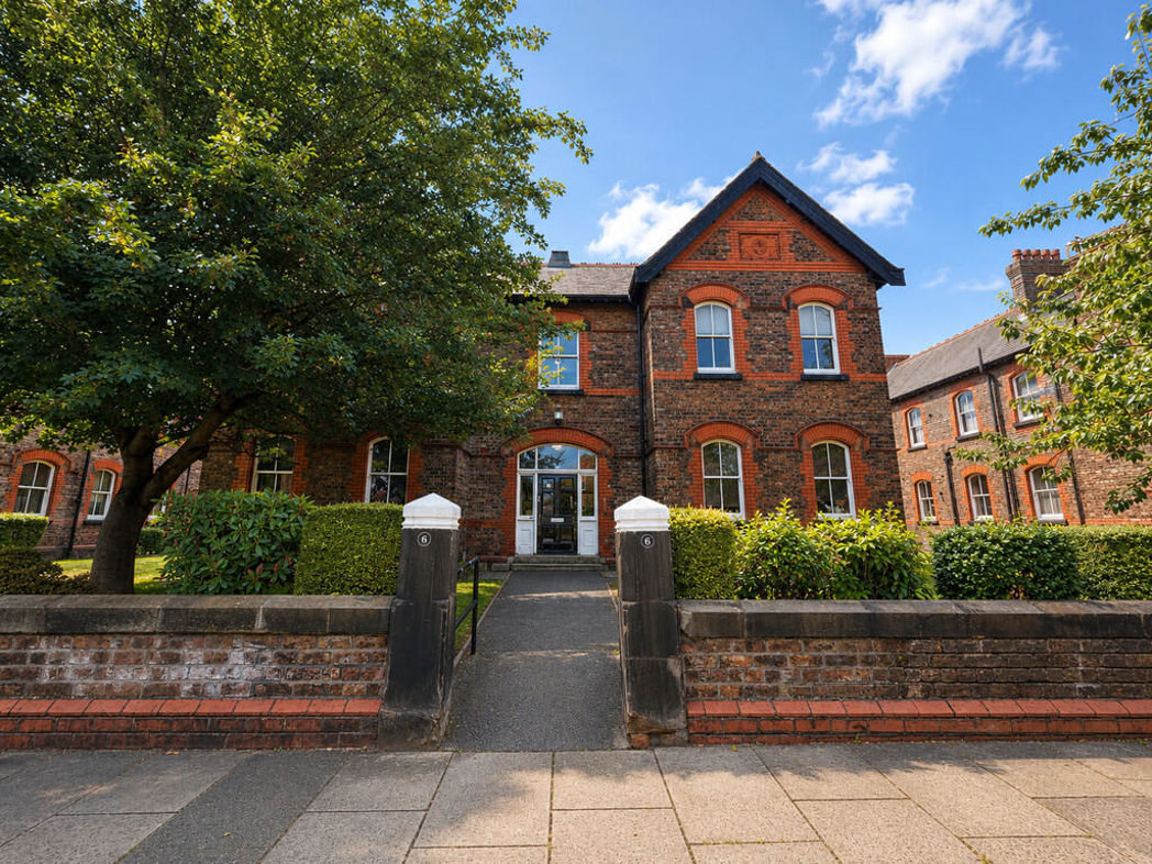 Property image 1 of 15