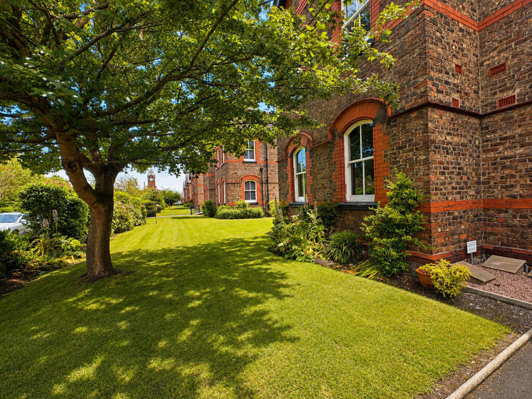 Property image 4 of 15