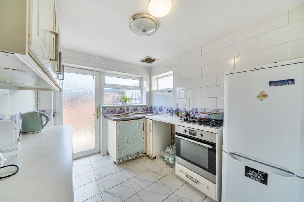 Property image 10 of 20