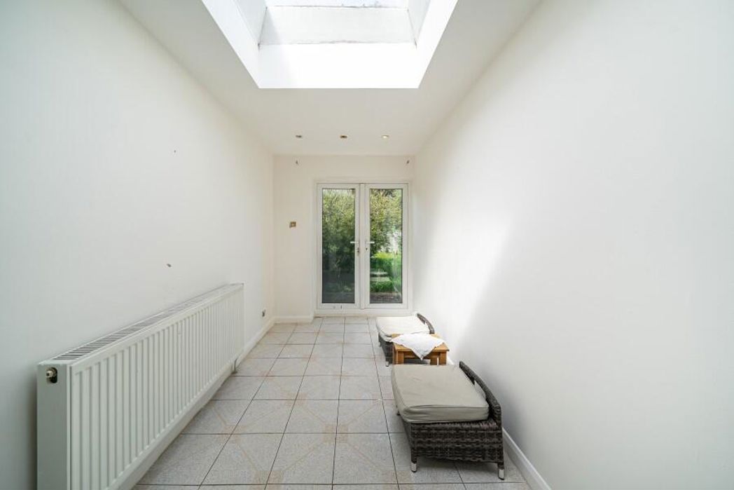 Property image 11 of 20