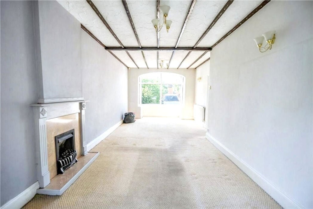 Property image 3 of 18
