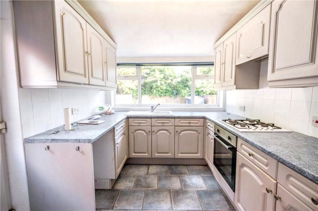 Property image 5 of 18