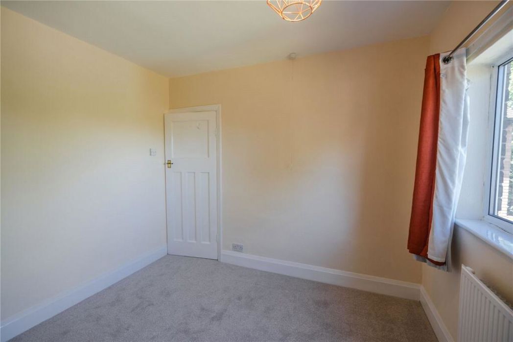 Property image 9 of 17
