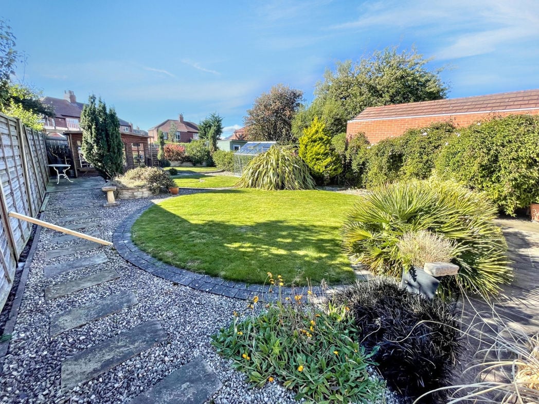 Property image 20 of 20