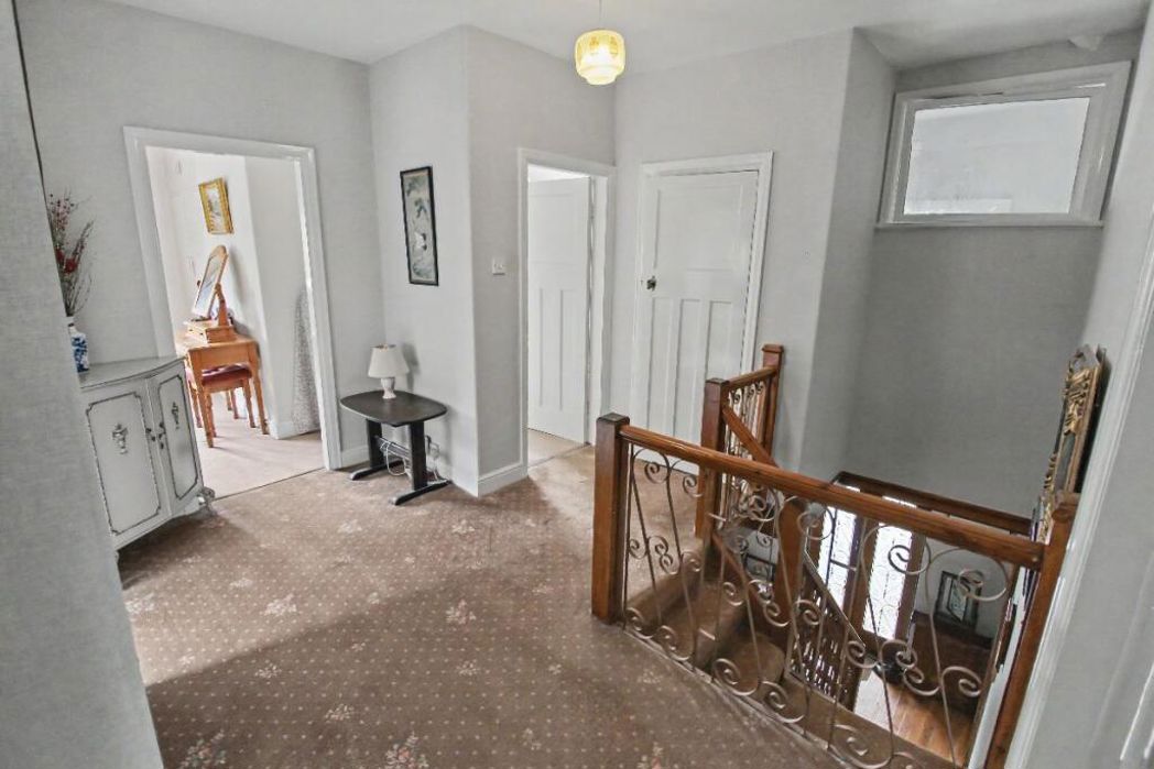 Property image 12 of 27