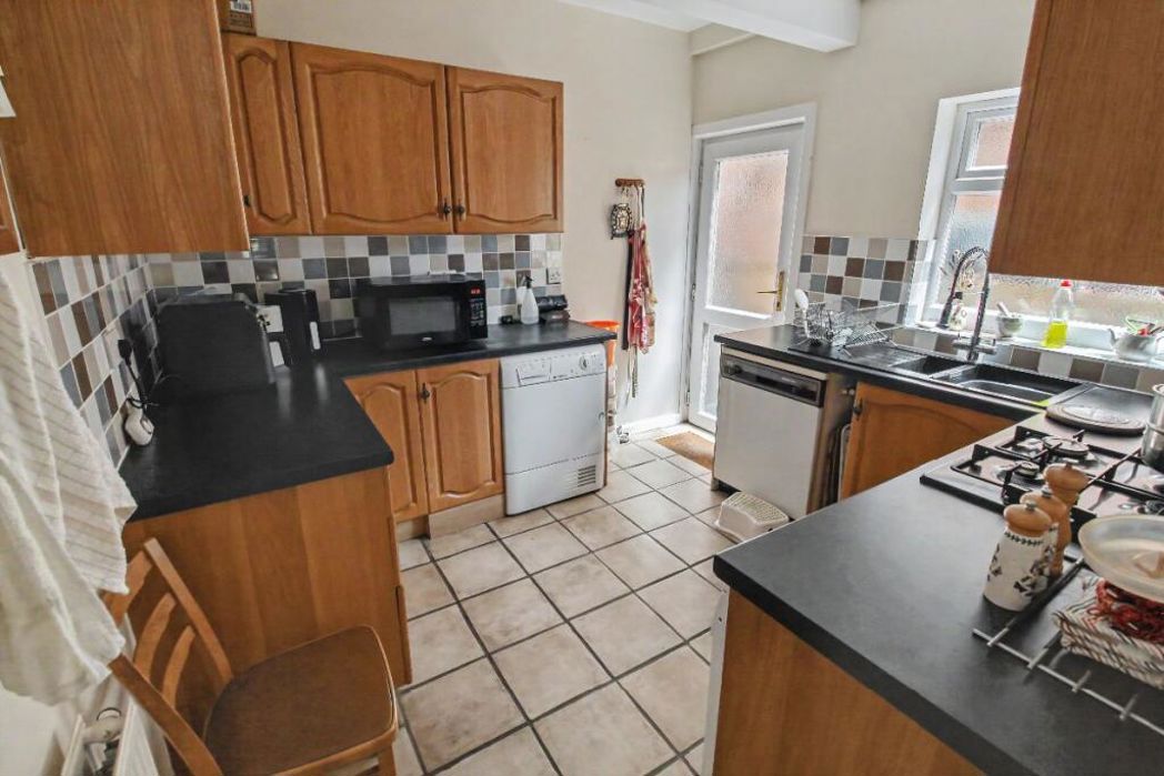 Property image 5 of 27