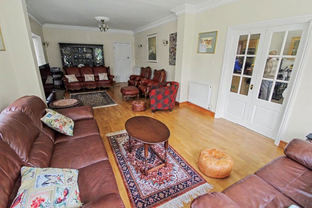 Property image 8 of 27