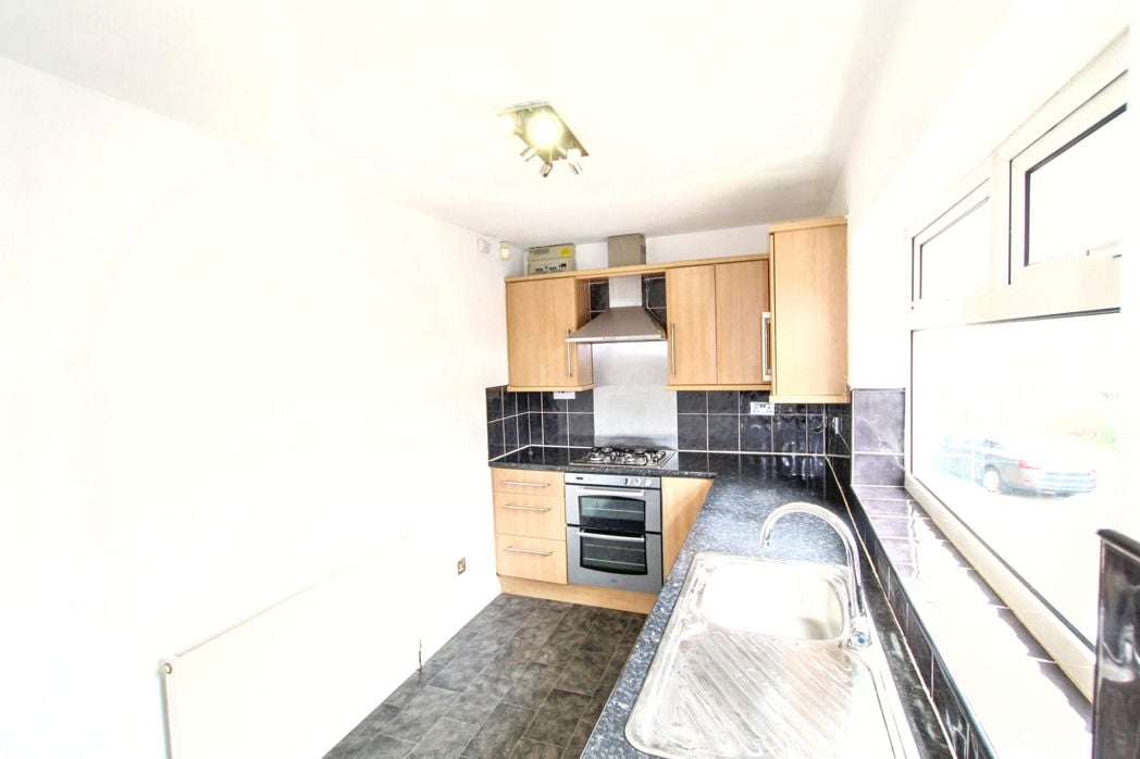 Property image 4 of 22