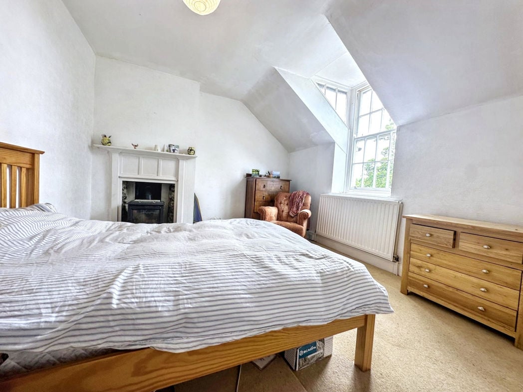 Property image 13 of 21