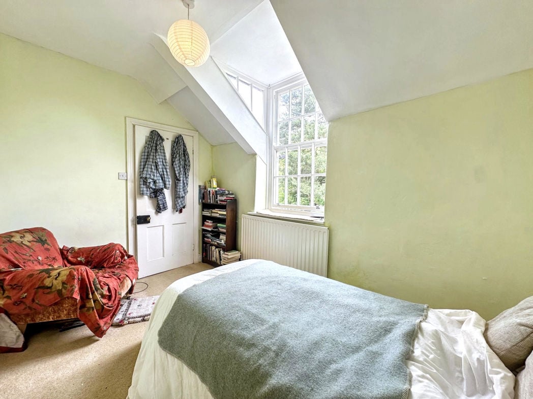 Property image 15 of 21