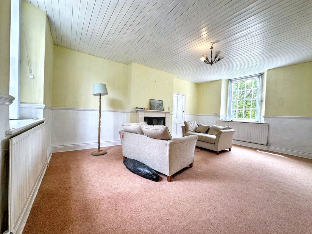 Property image 5 of 21