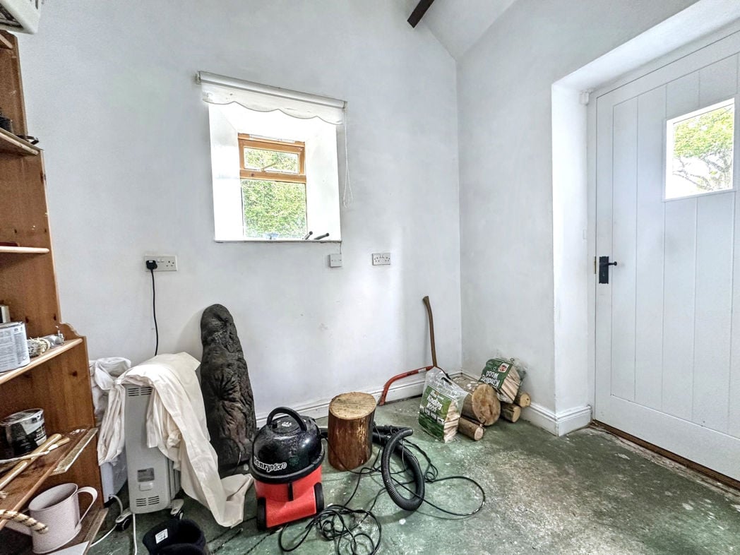 Property image 18 of 21