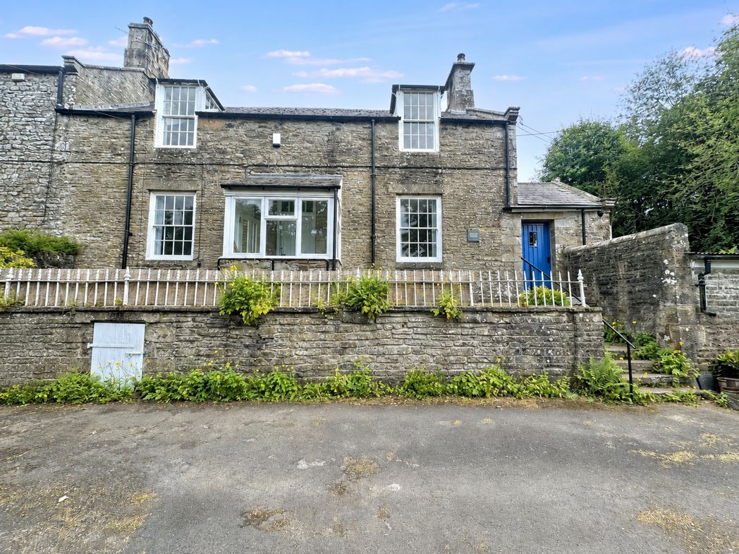 Property image 1 of 25