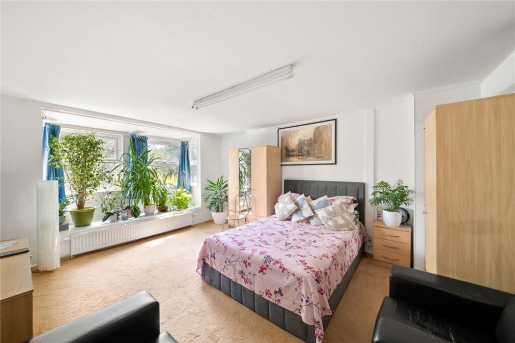 Property image 4 of 15