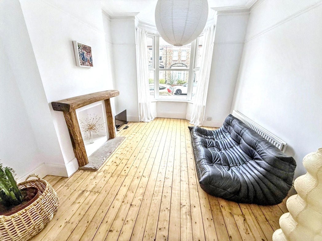 Property image 5 of 9